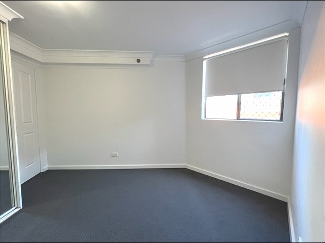 Photo - 4/107 Forest Road, Hurstville NSW 2220 - Image 2