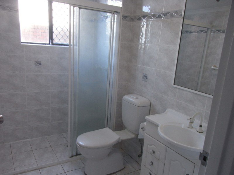 Photo - 4/107 Forest Road, Hurstville NSW 2220 - Image 6