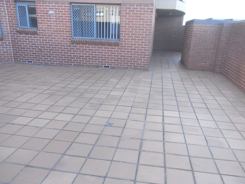 Photo - 4/107 Forest Road, Hurstville NSW 2220 - Image 11