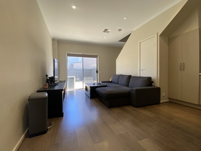 Photo - 4/107 Hunter Crescent, Salisbury North SA 5108 - Image 3