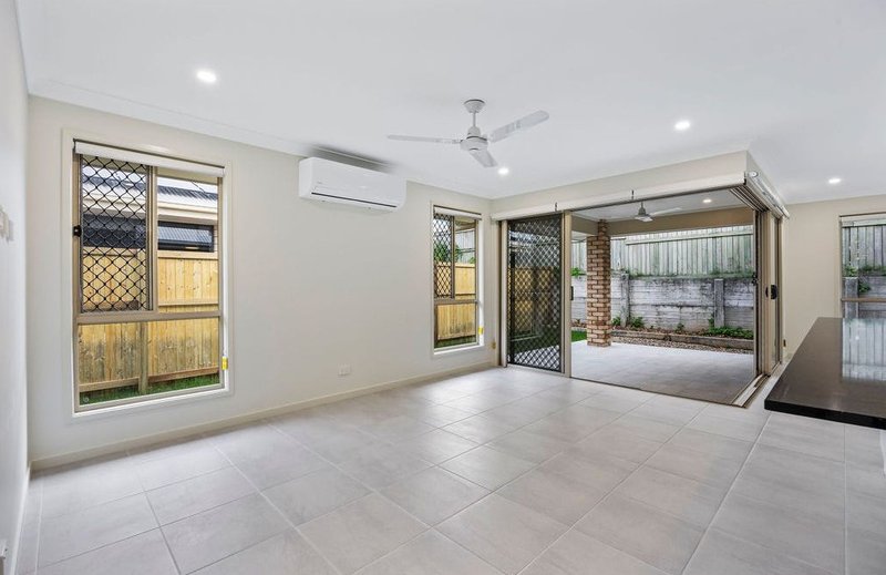 Photo - 4/107 Wagner Road, Griffin QLD 4503 - Image 6