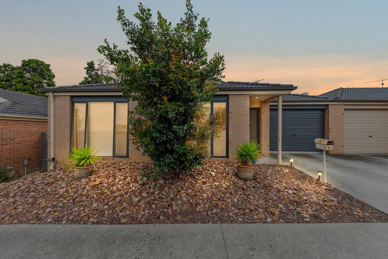 4/108 Ahern Road, Pakenham VIC 3810