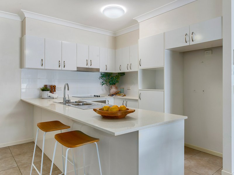 Photo - 4/108 Broughton Road, Kedron QLD 4031 - Image 2