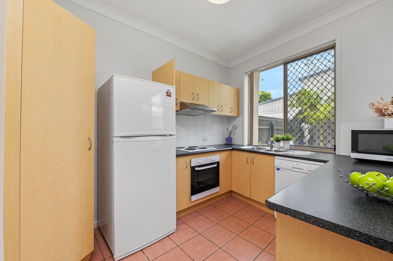 Photo - 4/108 Glenalva Terrace, Enoggera QLD 4051 - Image 3