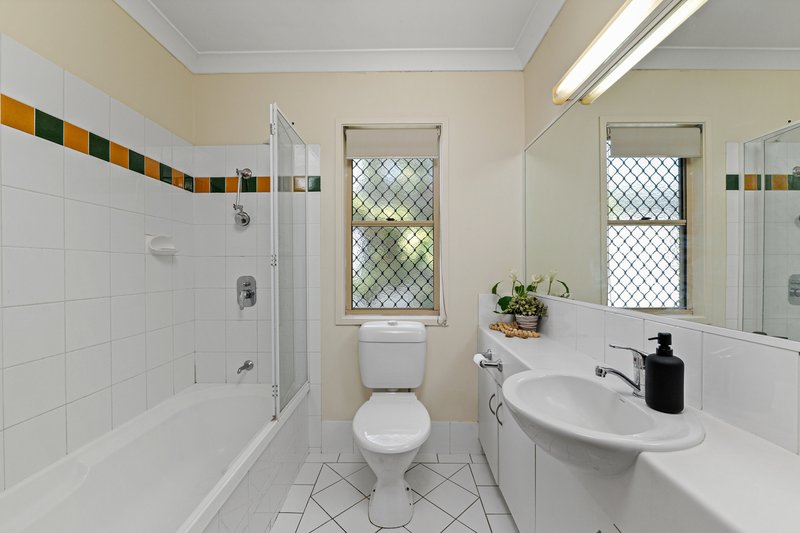 Photo - 4/108 Glenalva Terrace, Enoggera QLD 4051 - Image 10