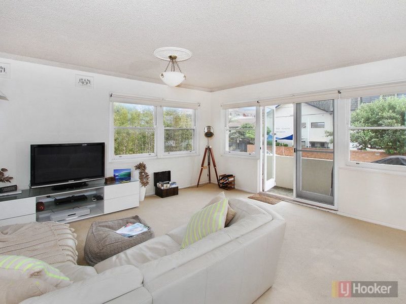 Photo - 4/109 Ocean Street, Narrabeen NSW 2101 - Image 3