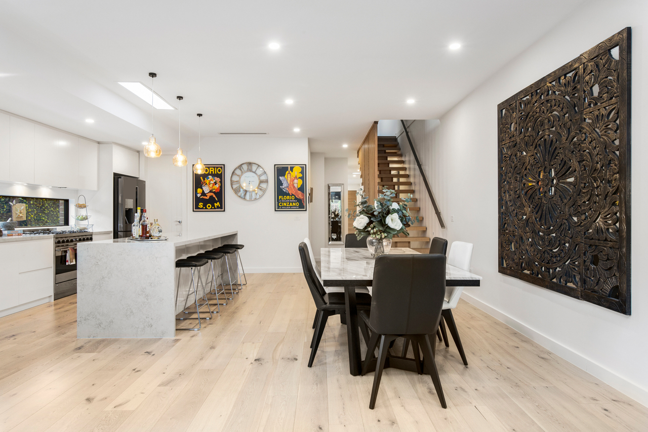 4-bedroom unit at 410A Chesterville Road, Bentleigh East, VIC 3165, Glen Eira, Victoria