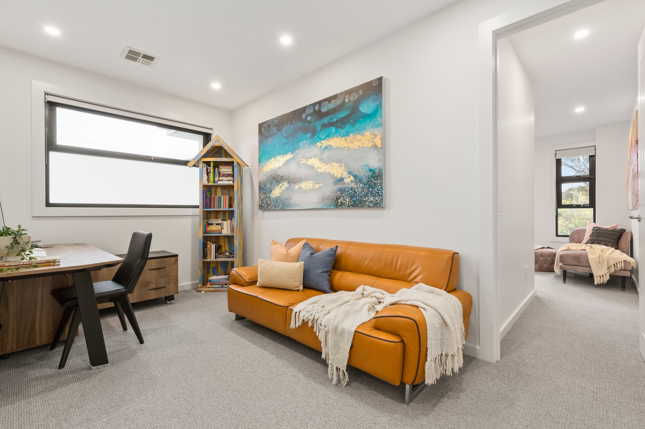 4-bedroom unit at 410A Chesterville Road, Bentleigh East, VIC 3165, Glen Eira, Victoria