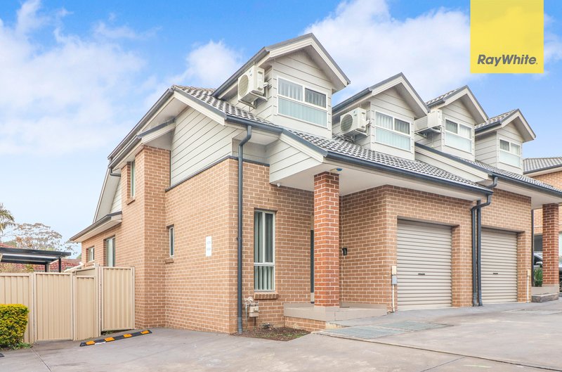 4/11-13 Carinya Road, Girraween NSW 2145