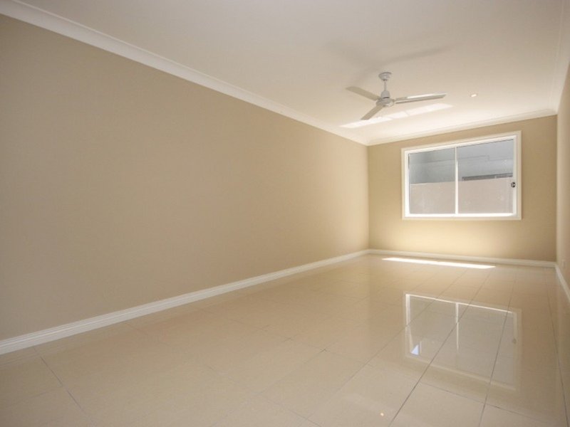 Photo - 4/11 Andromeda Pde , Robina QLD 4226 - Image 11