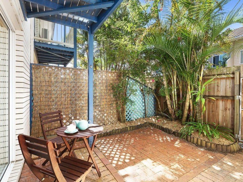 Photo - 4/11 Arwen Street, Maroochydore QLD 4558 - Image 3