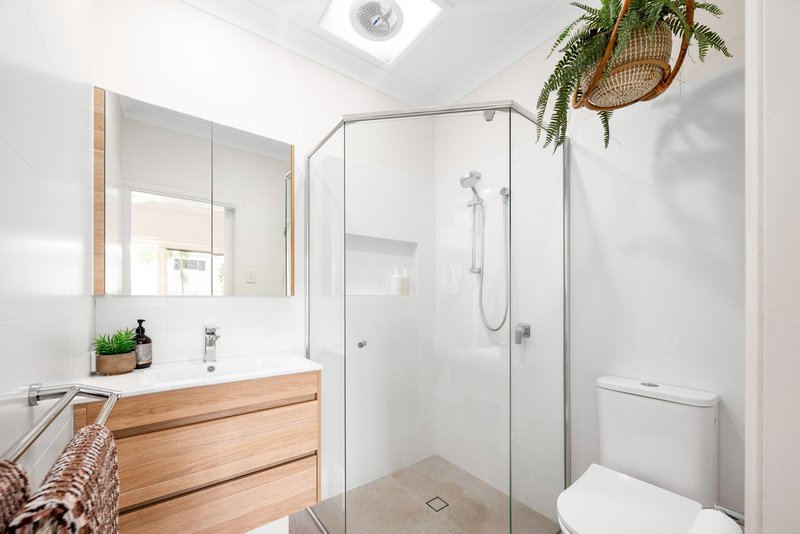 Photo - 4/11 Beatrice Street, Hawthorne QLD 4171 - Image 24