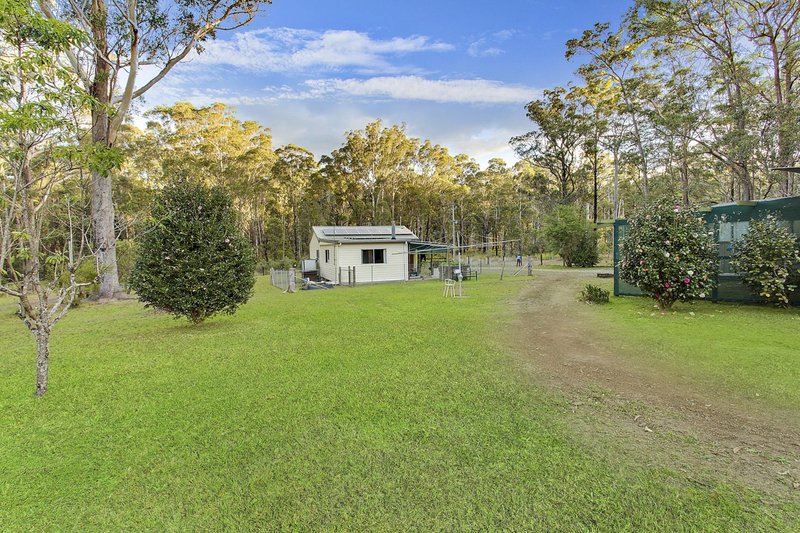 Photo - 411 Blackhead Road, Hallidays Point NSW 2430 - Image 4