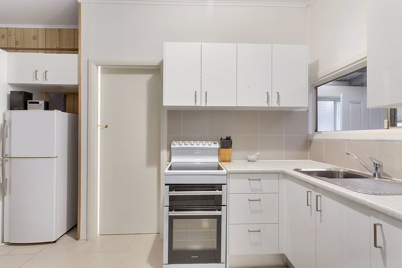 Photo - 411 Blackhead Road, Hallidays Point NSW 2430 - Image 6