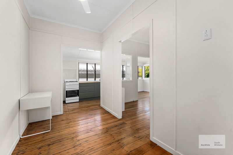 Photo - 4/11 Blakeney Street, Highgate Hill QLD 4101 - Image 2