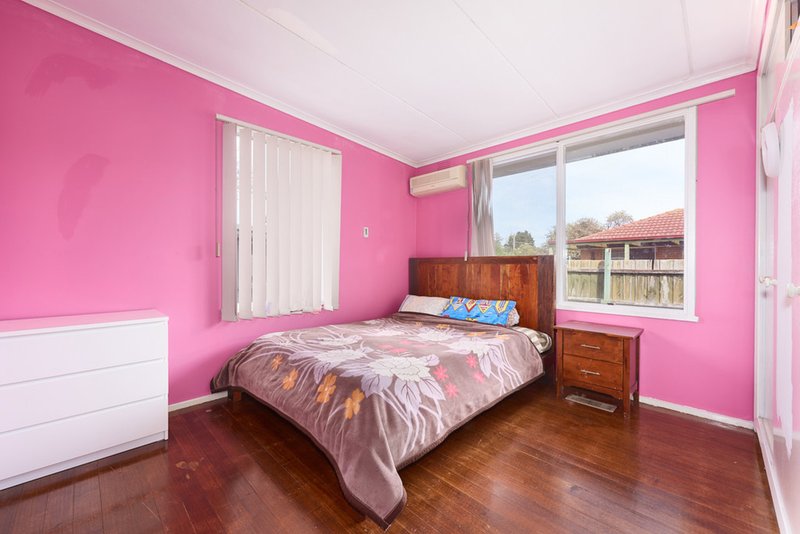 Photo - 411 Chandler Road, Keysborough VIC 3173 - Image 5