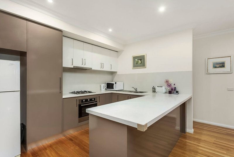 Photo - 4/11 Clarendon Street, Coburg VIC 3058 - Image 5