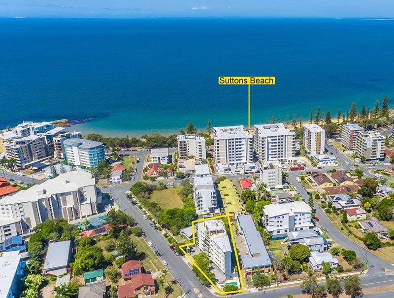 Photo - 4/11 Dix Street, Redcliffe QLD 4020 - Image 16