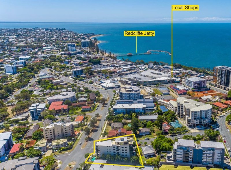 Photo - 4/11 Dix Street, Redcliffe QLD 4020 - Image 17