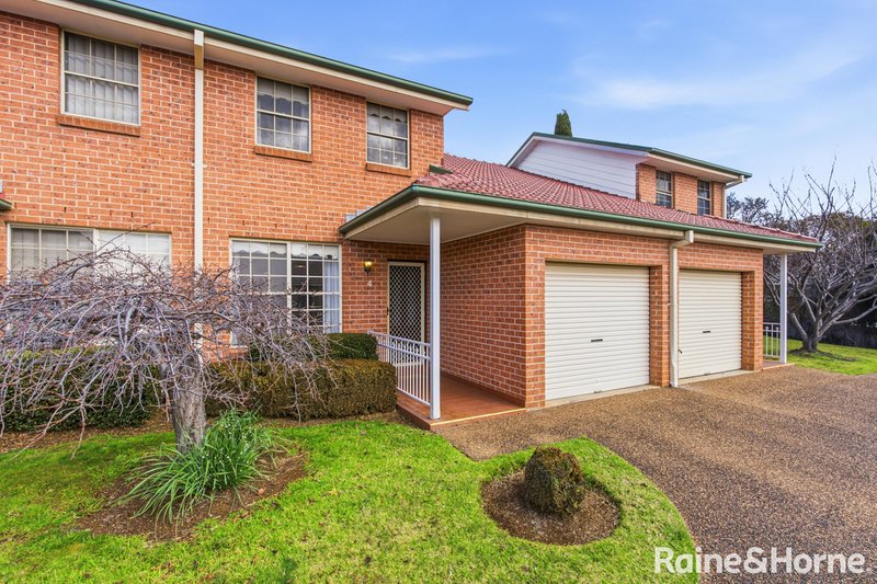 Photo - 4/11 Funston Street, Bowral NSW 2576 - Image 1