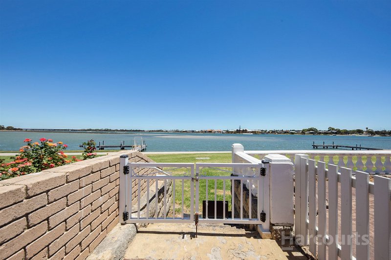 Photo - 4/11 Leslie Street, Dudley Park WA 6210 - Image 4