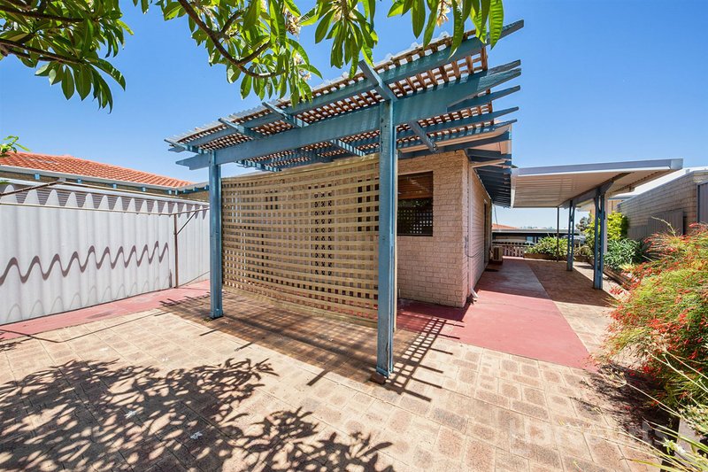 Photo - 4/11 Leslie Street, Dudley Park WA 6210 - Image 16