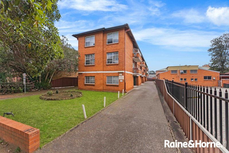 Photo - 4/11 Mcburney Road, Cabramatta NSW 2166 - Image 1