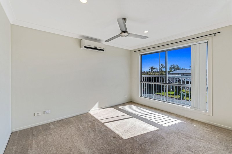 Photo - 4/11 Pearl Street, Coomera QLD 4209 - Image 5