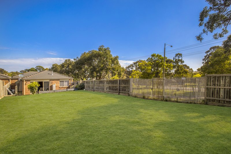 Photo - 4/11 Renlik Court, Pakenham VIC 3810 - Image 7