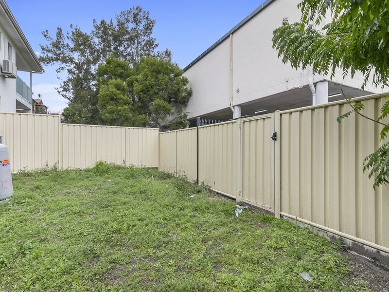 Photo - 4/11 Rise Street, Mount Gravatt East QLD 4122 - Image 10