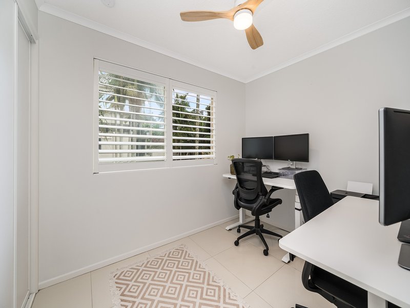 Photo - 4/11 Saltair Street, Kings Beach QLD 4551 - Image 10