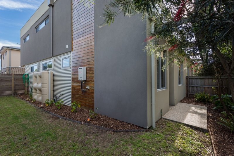 Photo - 4/11 Weir Street, Rye VIC 3941 - Image 3