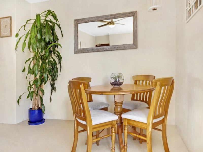 Photo - 4/11 Westminster Avenue, Dee Why NSW 2099 - Image 4