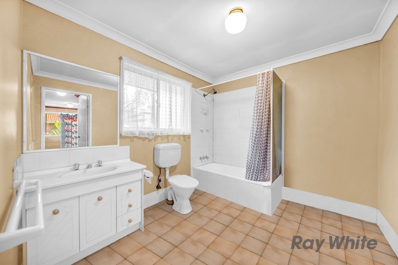 Photo - 4/11 Willow Street, Woodridge QLD 4114 - Image 10