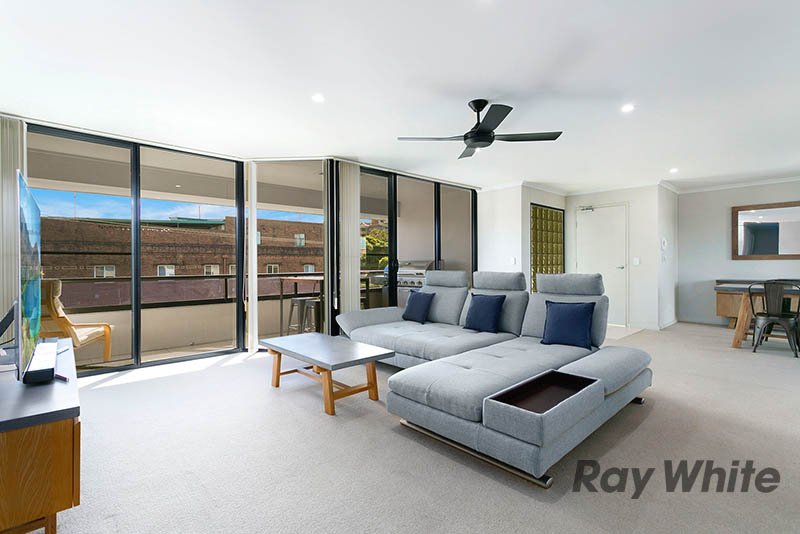 Photo - 4/110 Kembla Street, Wollongong NSW 2500 - Image 4