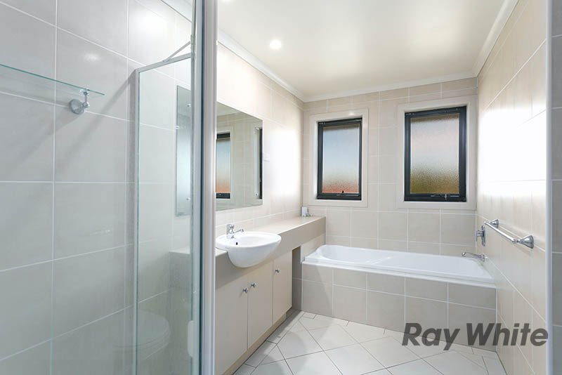 Photo - 4/110 Kembla Street, Wollongong NSW 2500 - Image 5