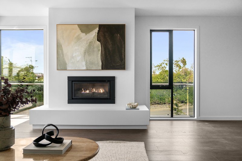 Photo - 4/110 Lebanon Street, Strathmore VIC 3041 - Image 3