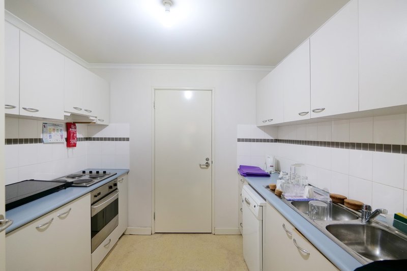 Photo - 4/110 Mounts Bay Road, Perth WA 6000 - Image 5