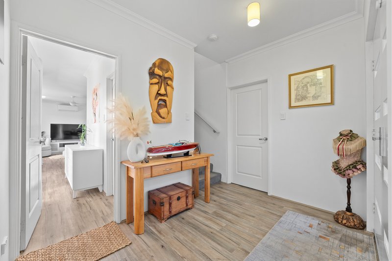 Photo - 4/110 Parkin Street, Rockingham WA 6168 - Image 4