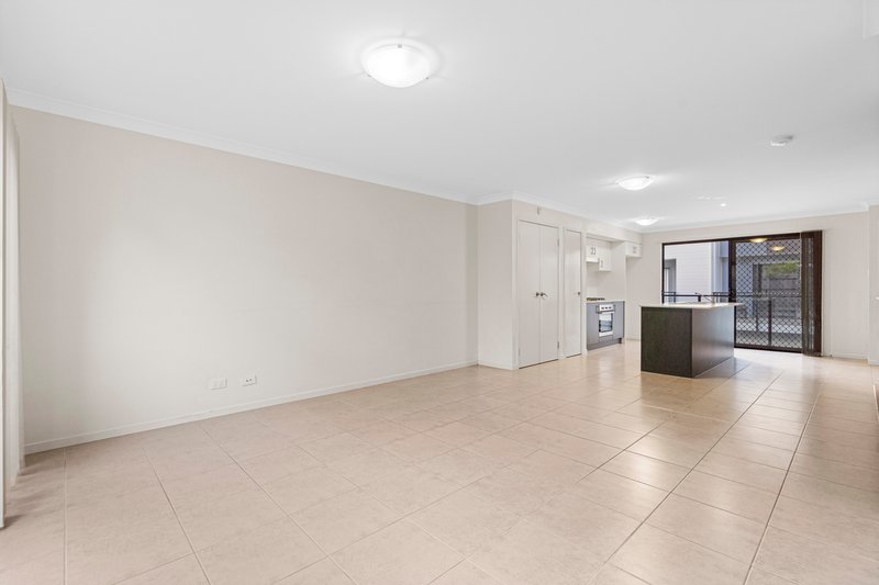 Photo - 41/10 Riverview Road, Nerang QLD 4211 - Image 6