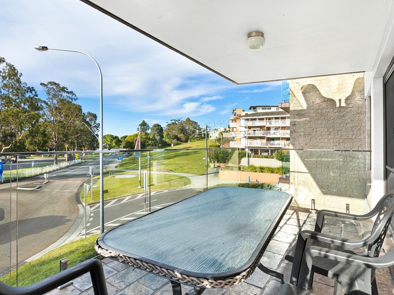 Photo - 4/110 Victoria Parade, Nelson Bay NSW 2315 - Image 3