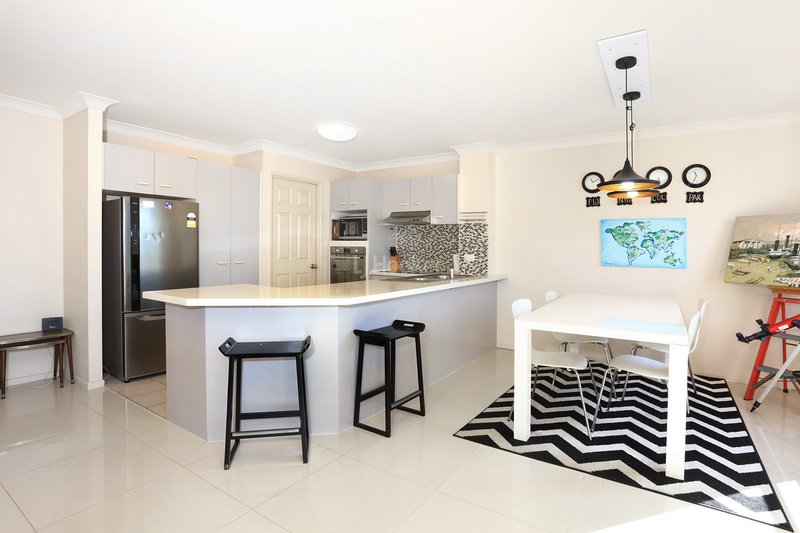 Photo - 41/11-19 Taylor Street, Biggera Waters QLD 4216 - Image 13