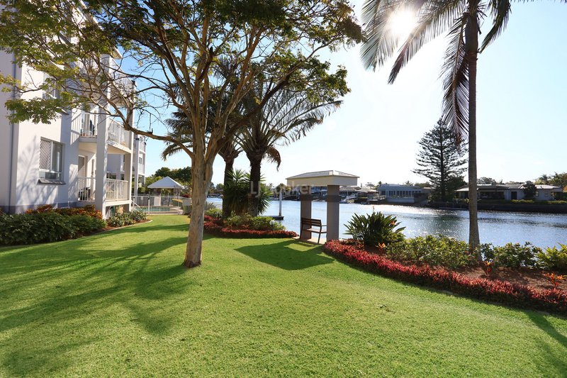 Photo - 41/11-19 Taylor Street, Biggera Waters QLD 4216 - Image 23