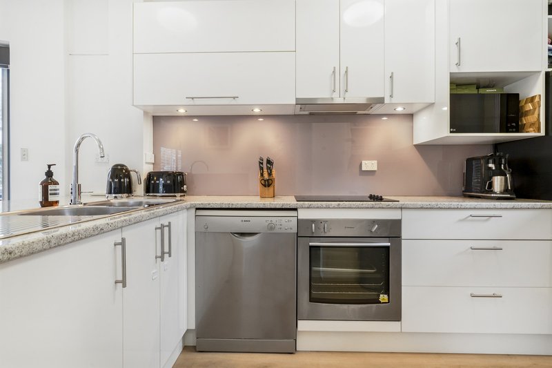 Photo - 4/111 Ben Boyd Road, Neutral Bay NSW 2089 - Image 4