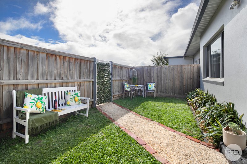 Photo - 4/1110 Gregory Street, Lake Wendouree VIC 3350 - Image 17