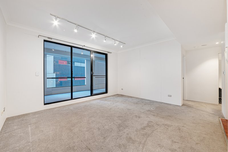 Photo - 411/242 Elizabeth Street, Surry Hills NSW 2010 - Image 1