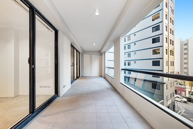 Photo - 411/242 Elizabeth Street, Surry Hills NSW 2010 - Image 2