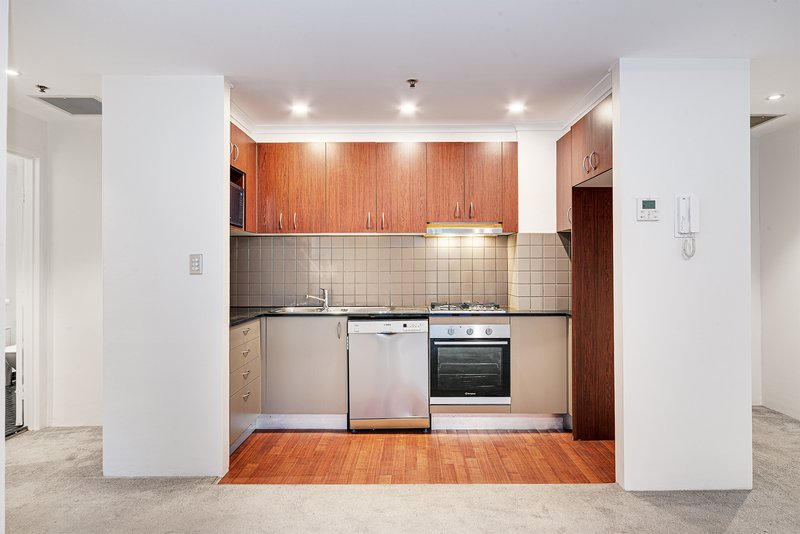 Photo - 411/242 Elizabeth Street, Surry Hills NSW 2010 - Image 3
