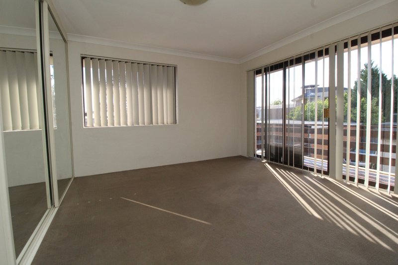 Photo - 4/113 Wellbank Street, North Strathfield NSW 2137 - Image 4