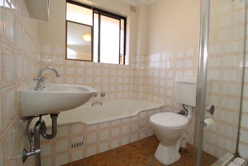 Photo - 4/113 Wellbank Street, North Strathfield NSW 2137 - Image 5